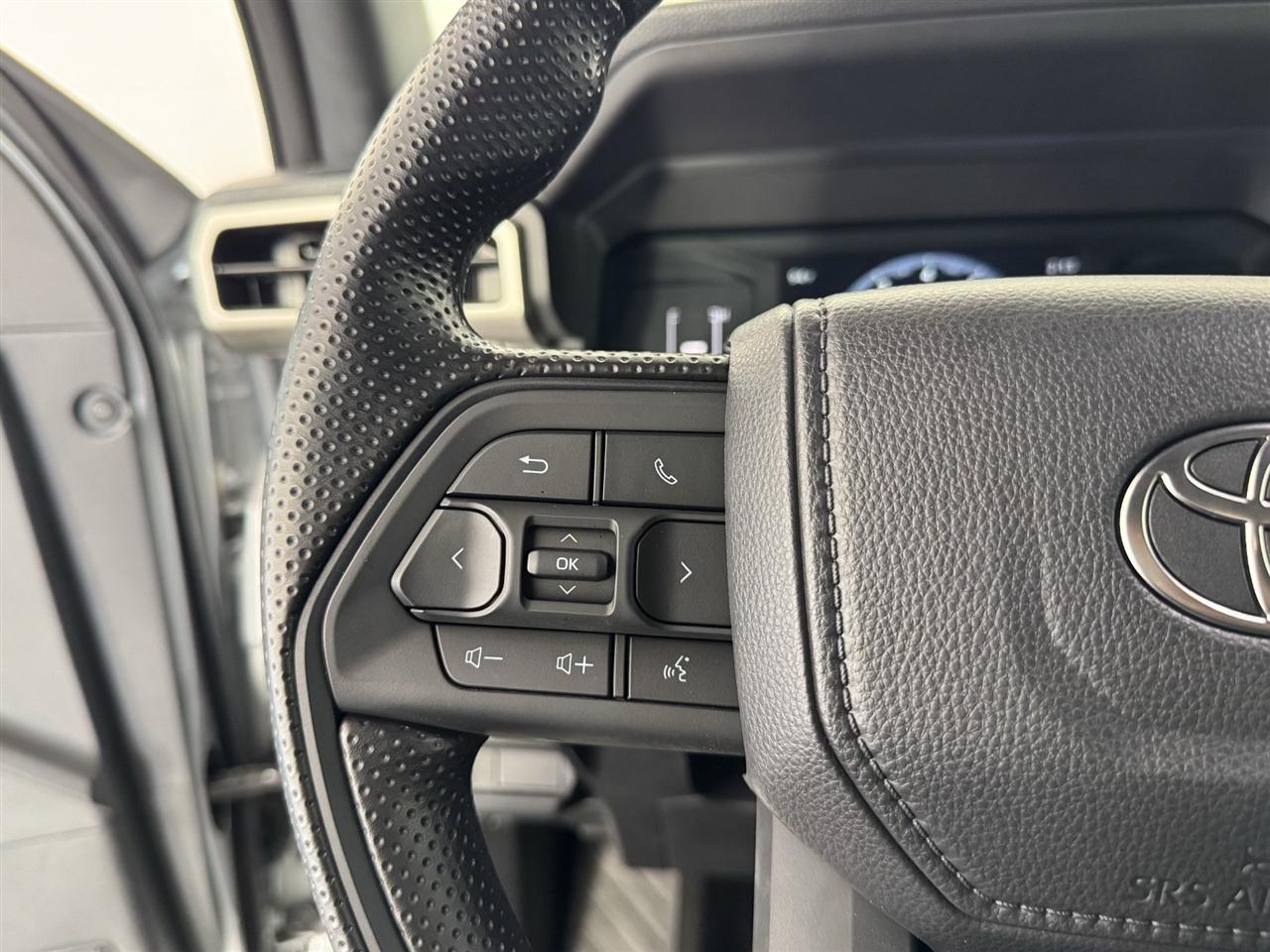 Toyota Tacoma TRD Sport Double Cab 4WD 2026