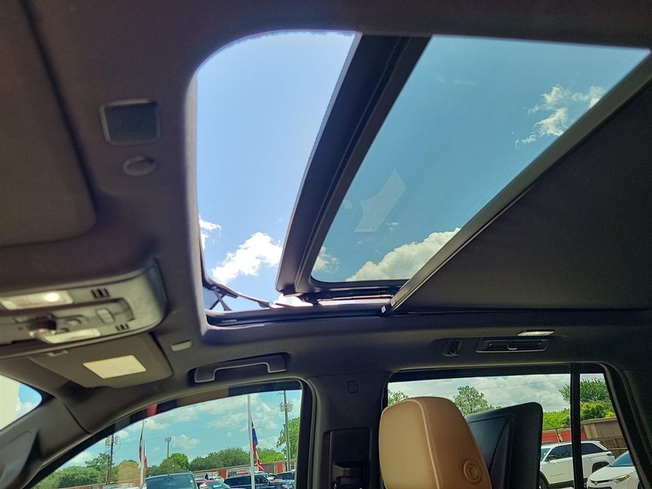 Chevrolet Tahoe Premier 2021