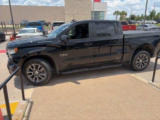 Chevrolet Silverado 1500 RST Crew Cab 2WD 2022