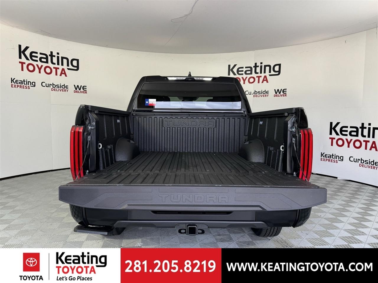 Toyota Tundra SR5 CrewMax 4WD 2026