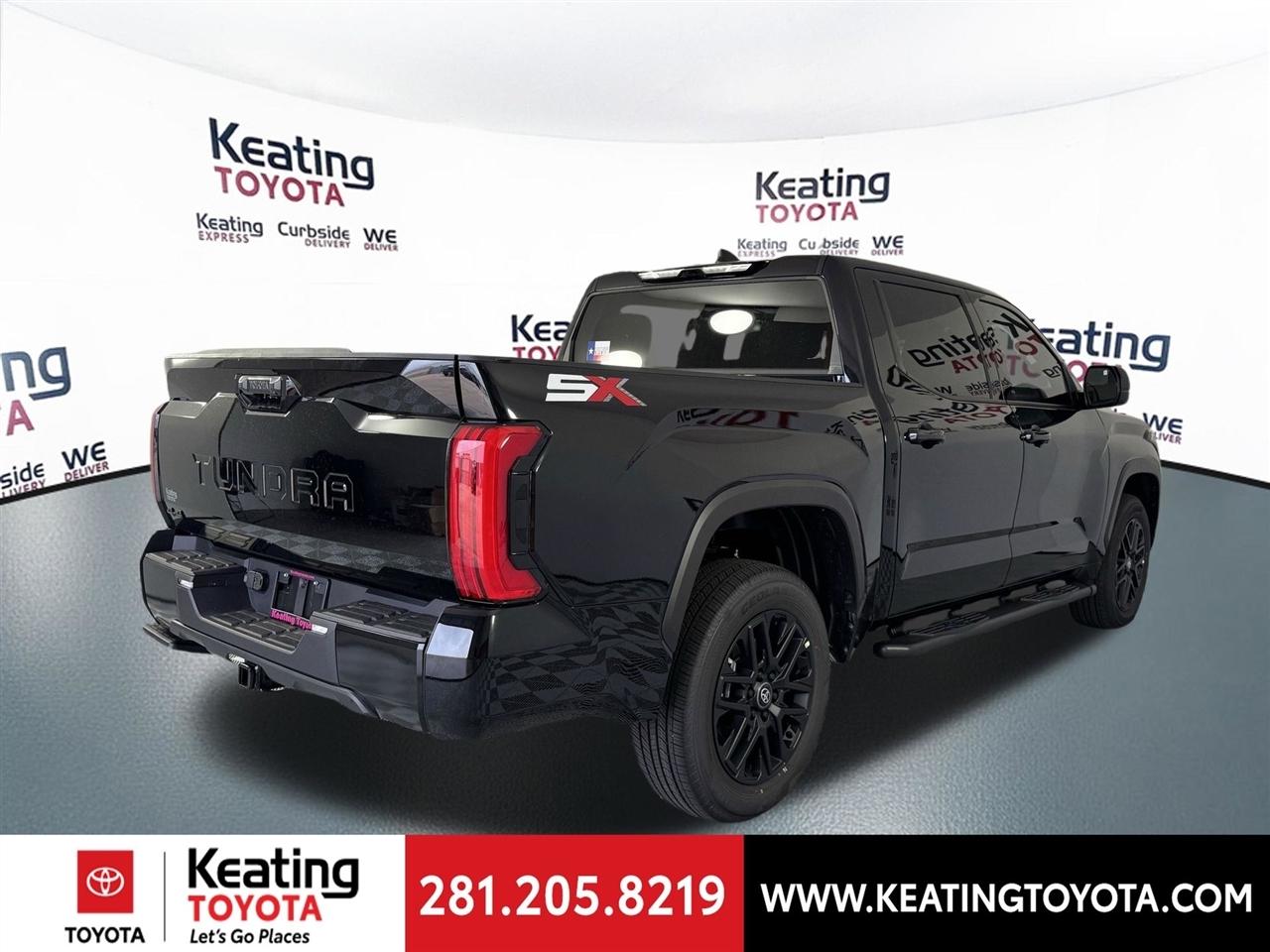Toyota Tundra SR5 CrewMax 4WD 2026