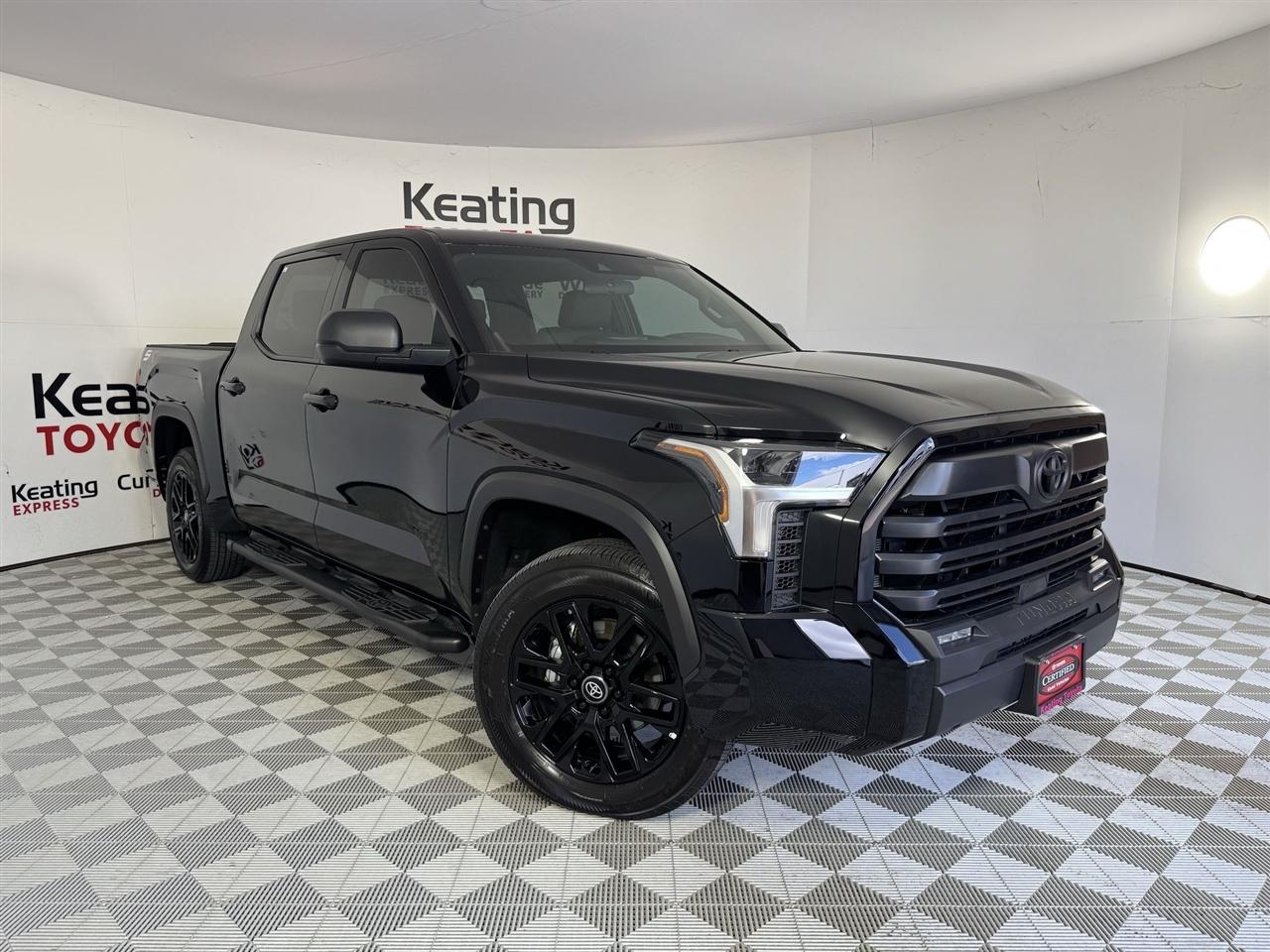 Toyota Tundra SR5 CrewMax 4WD 2026