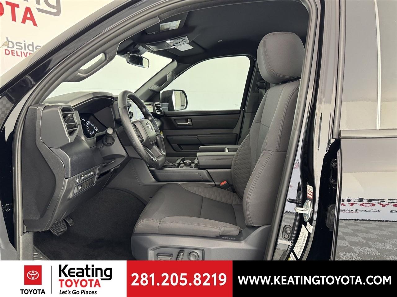 Toyota Tundra SR5 CrewMax 4WD 2026