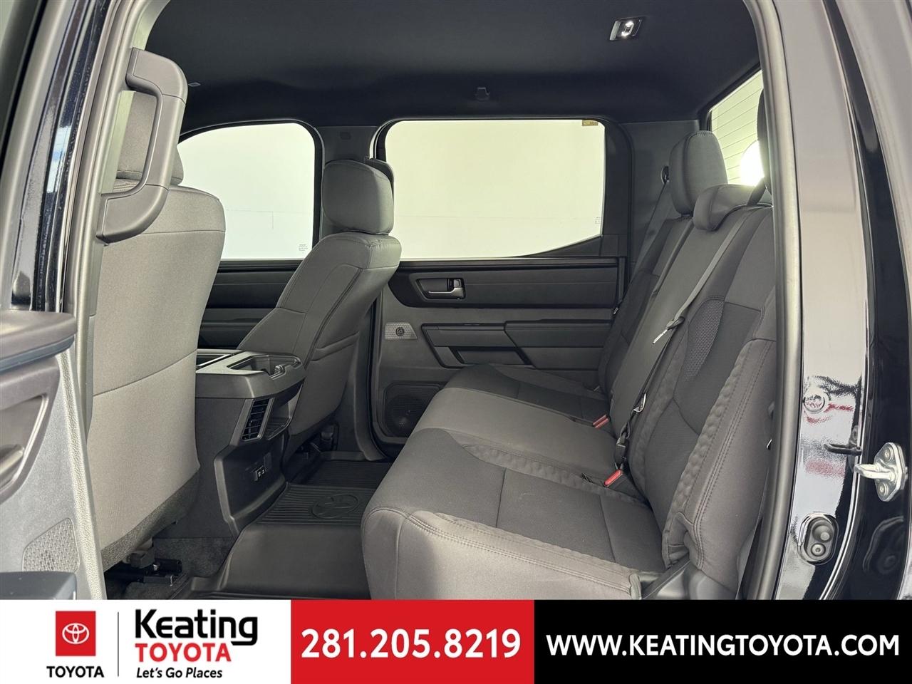 Toyota Tundra SR5 CrewMax 4WD 2026