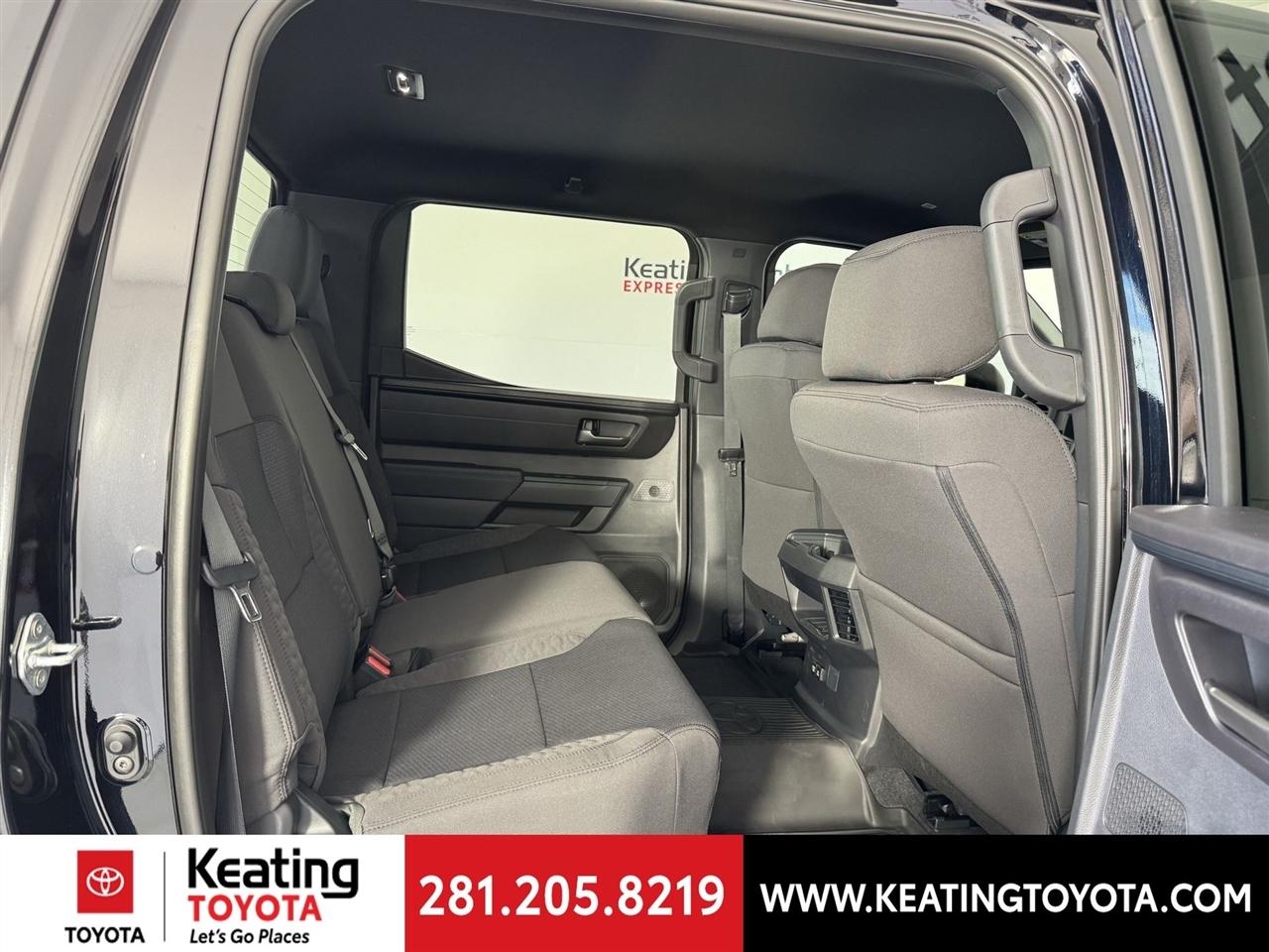 Toyota Tundra SR5 CrewMax 4WD 2026