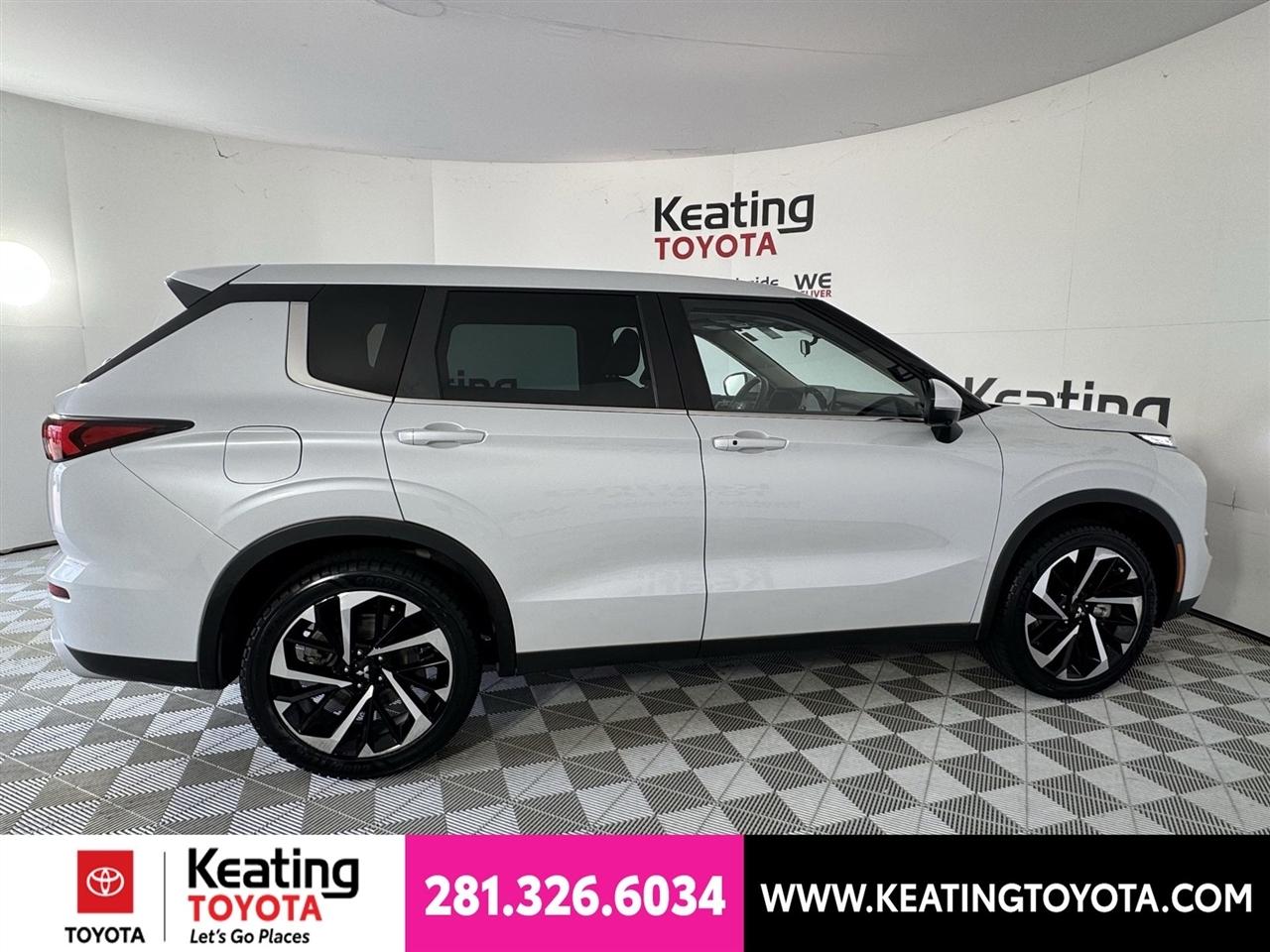 Mitsubishi Outlander SE 2WD 2022