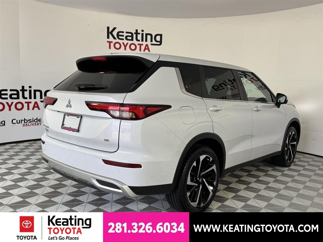 Mitsubishi Outlander SE 2WD 2022