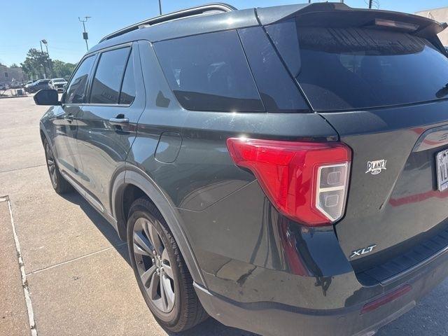 Ford Explorer XLT 2024