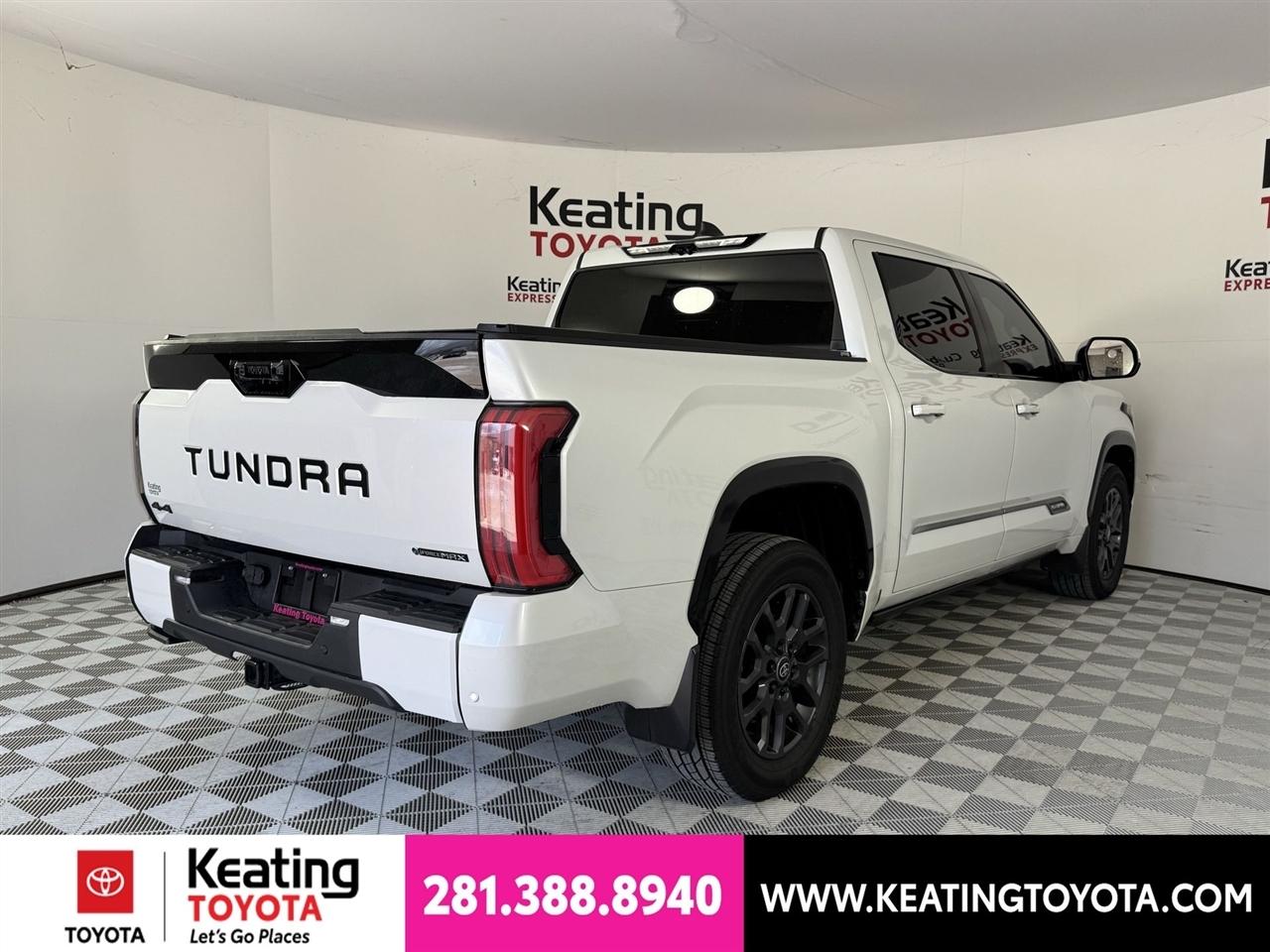 Toyota Tundra Platinum CrewMax 4WD Hybrid 2025