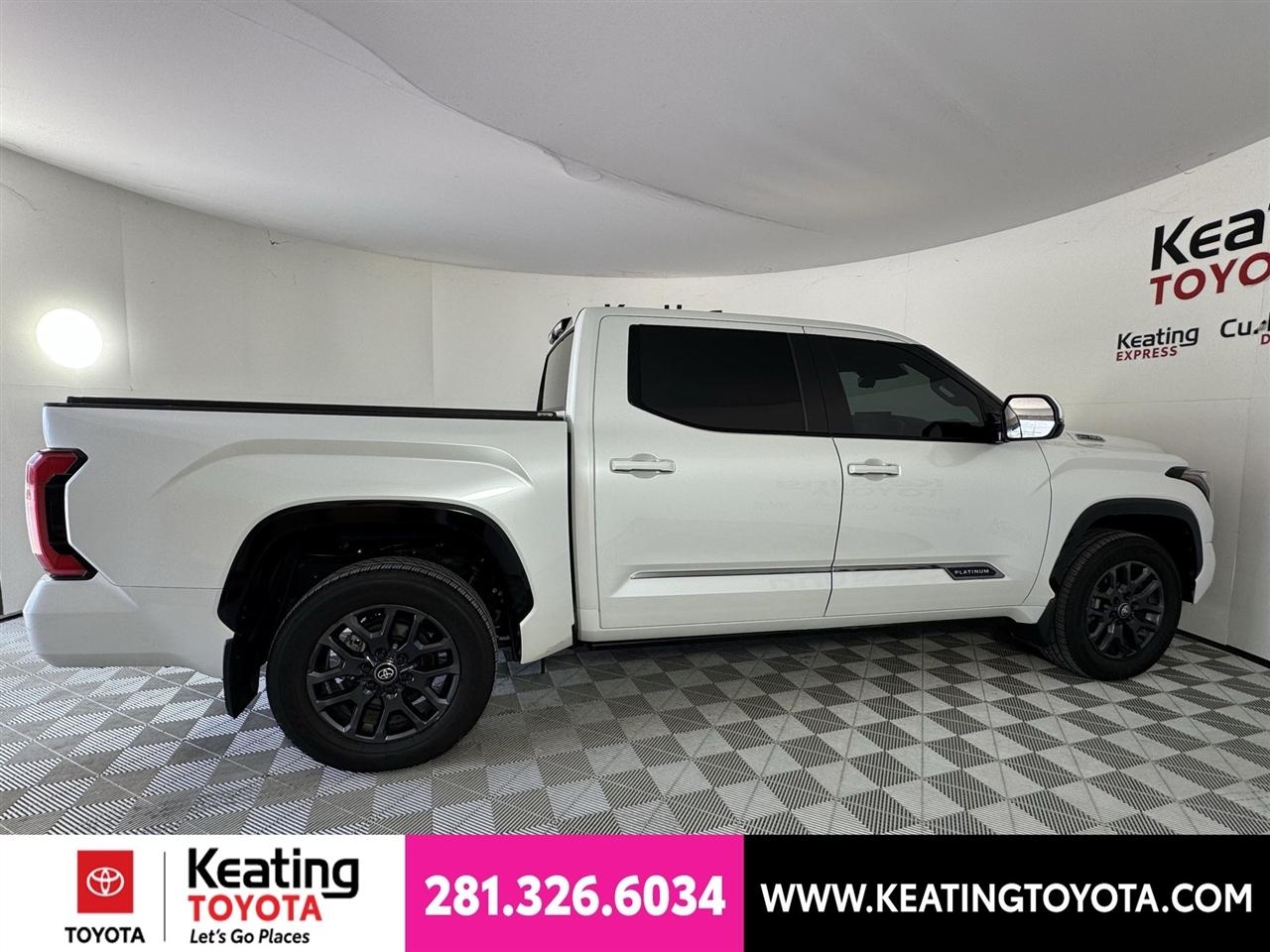 Toyota Tundra Platinum CrewMax 4WD Hybrid 2025