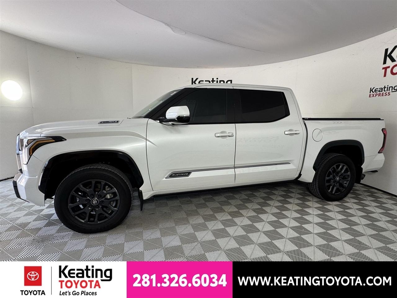 Toyota Tundra Platinum CrewMax 4WD Hybrid 2025