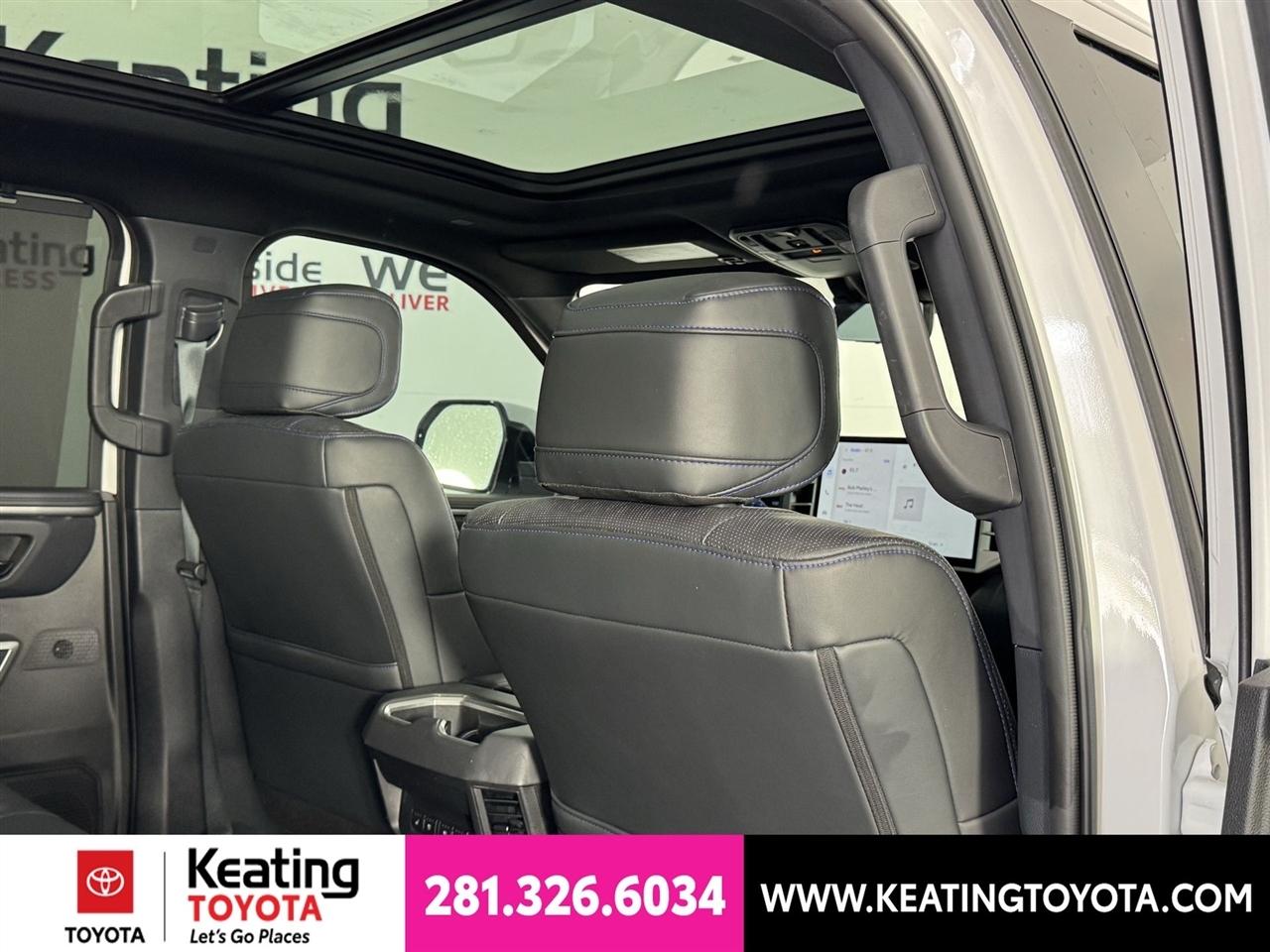Toyota Tundra Platinum CrewMax 4WD Hybrid 2025