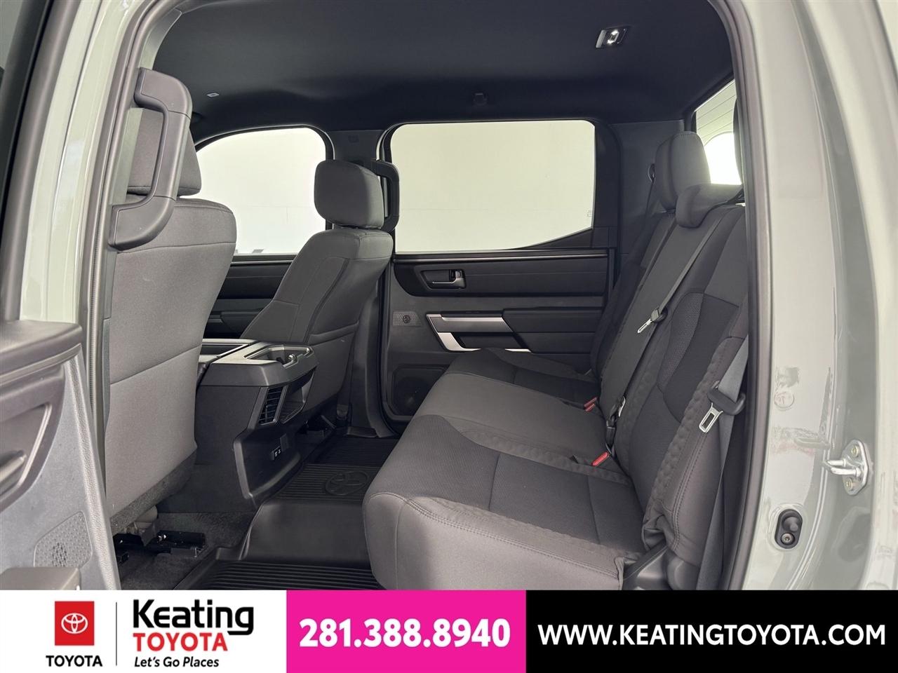 Toyota Tundra SR5 CrewMax 2WD 2026