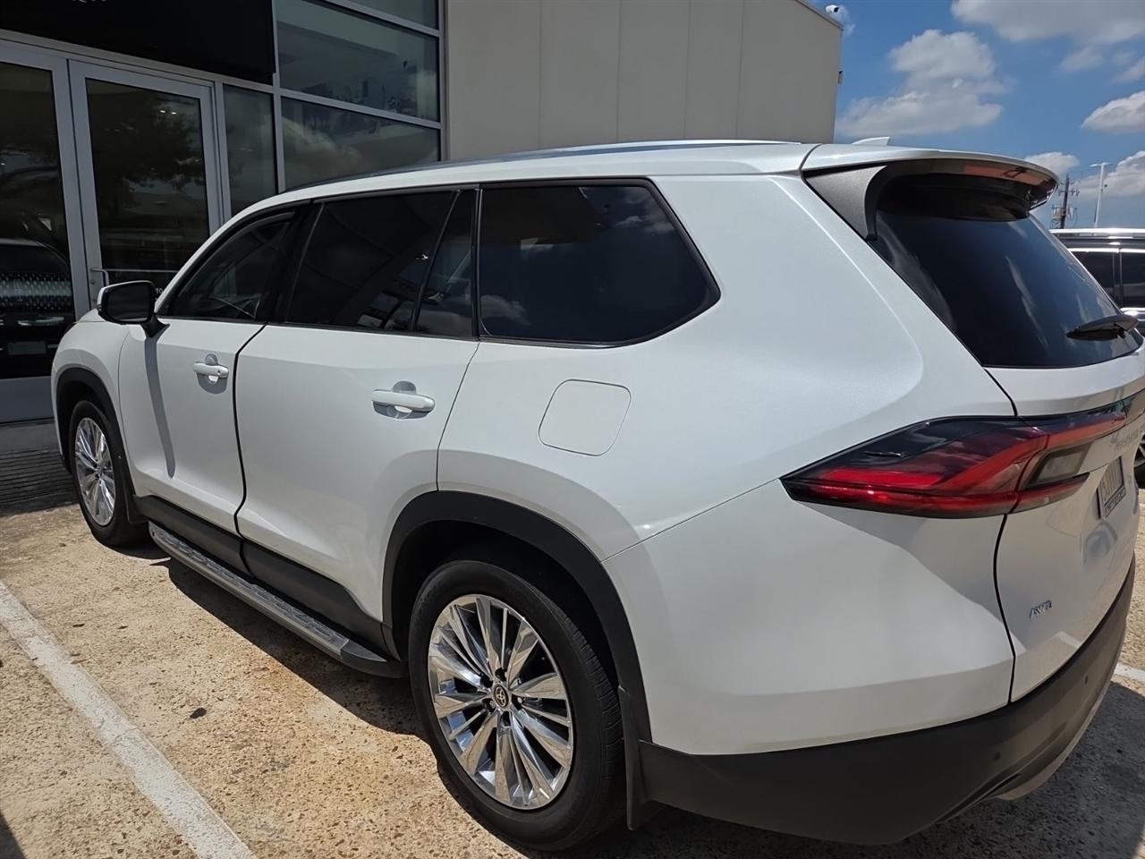 Toyota Grand Highlander XLE AWD 2025