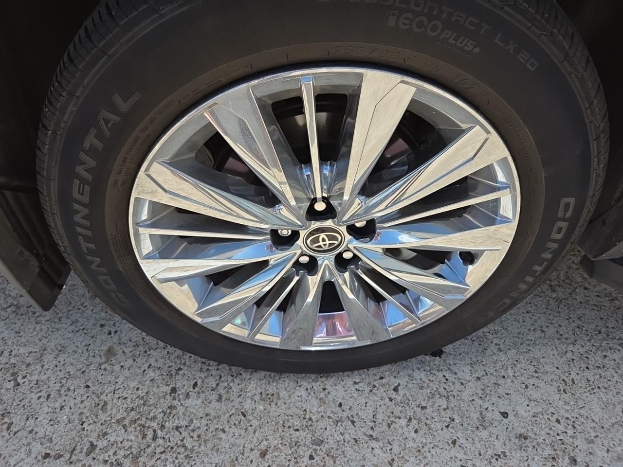 Toyota Grand Highlander XLE AWD 2025