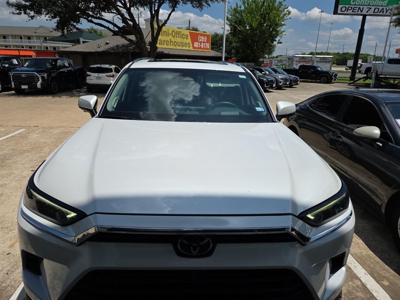 Toyota Grand Highlander XLE AWD 2025