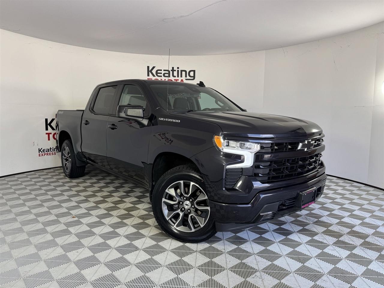 Chevrolet Silverado 1500 RST Crew Cab 4WD 2022