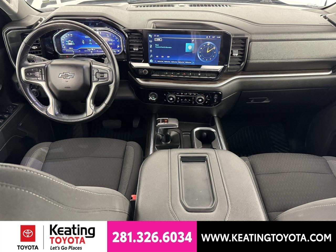 Chevrolet Silverado 1500 RST Crew Cab 4WD 2022
