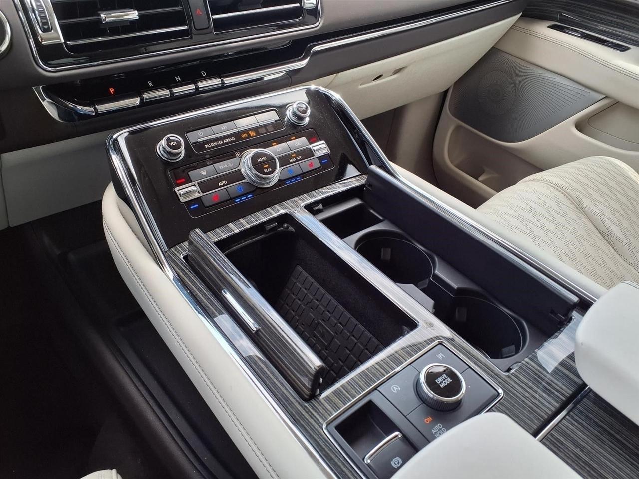 Lincoln Navigator Black Label 4WD 2023