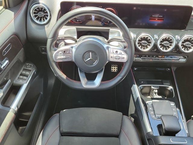 Mercedes-Benz GLB-Class GLB 250 2023