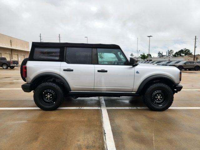 Ford Bronco Black Diamond 4-Door 2022