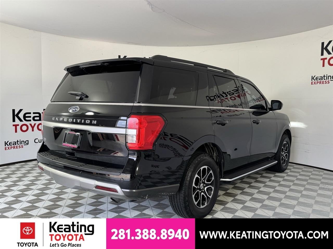 Ford Expedition XLT 2022