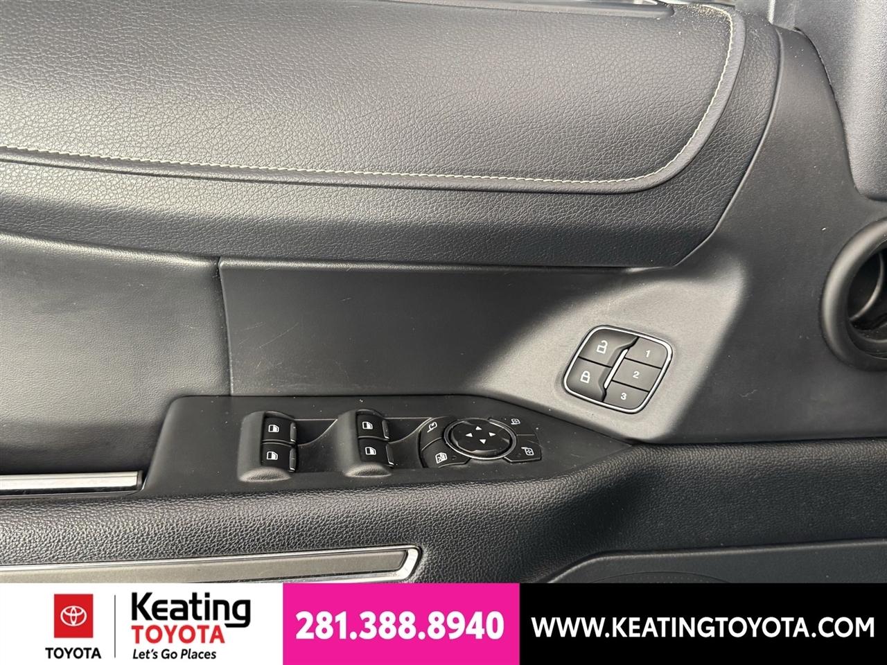 Ford Expedition XLT 2022