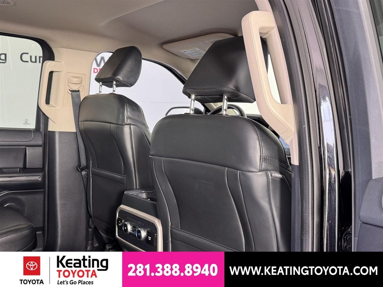 Ford Expedition XLT 2022