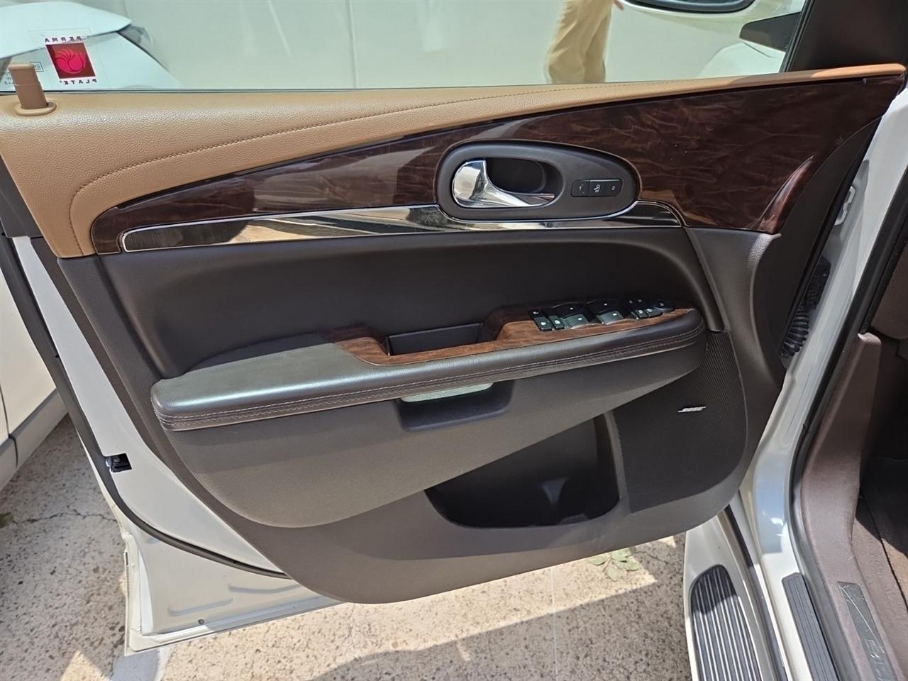 Buick Enclave Premium FWD 2013