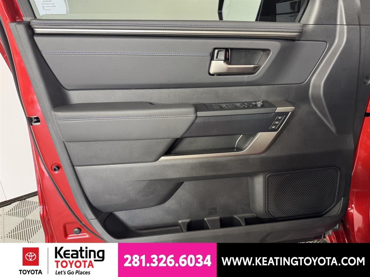 Toyota Tundra Platinum CrewMax 4WD 2026