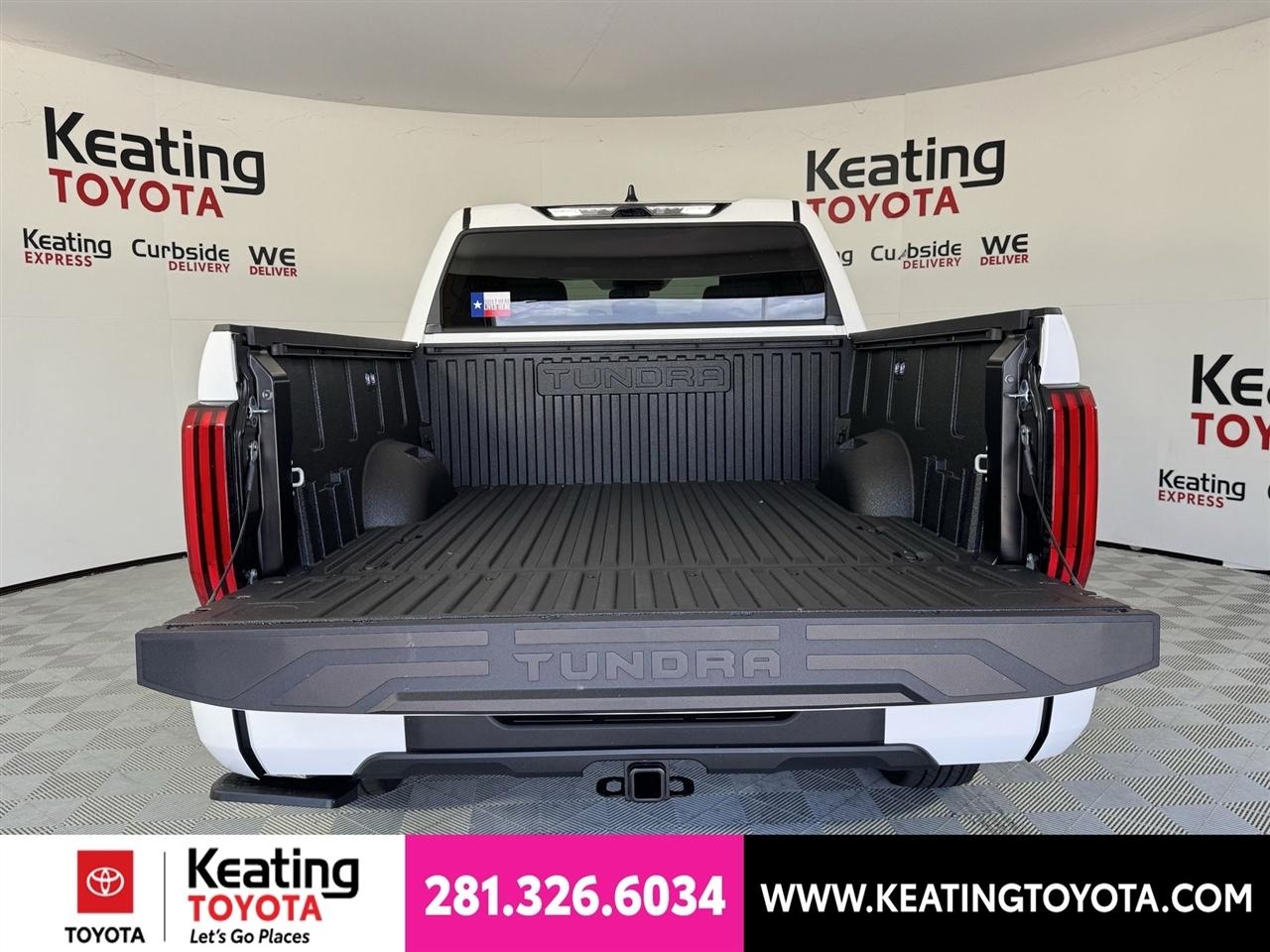 Toyota Tundra SR5 CrewMax 4WD 2026