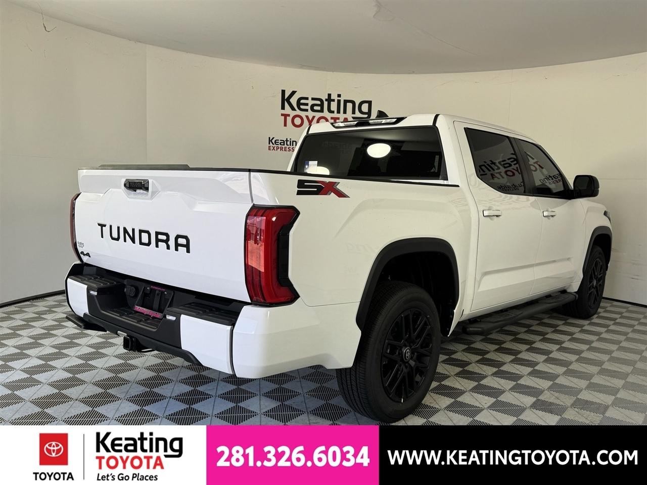 Toyota Tundra SR5 CrewMax 4WD 2026