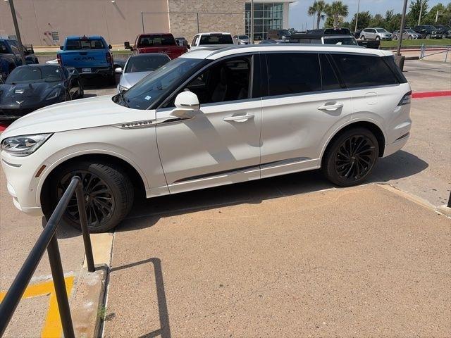 Lincoln Aviator Reserve AWD 2021