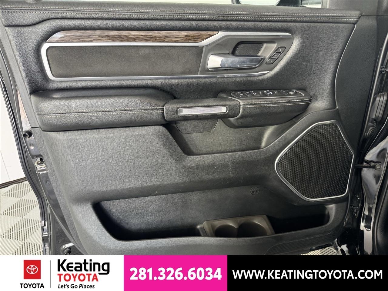 RAM 1500 Laramie Crew Cab SWB 2WD 2019