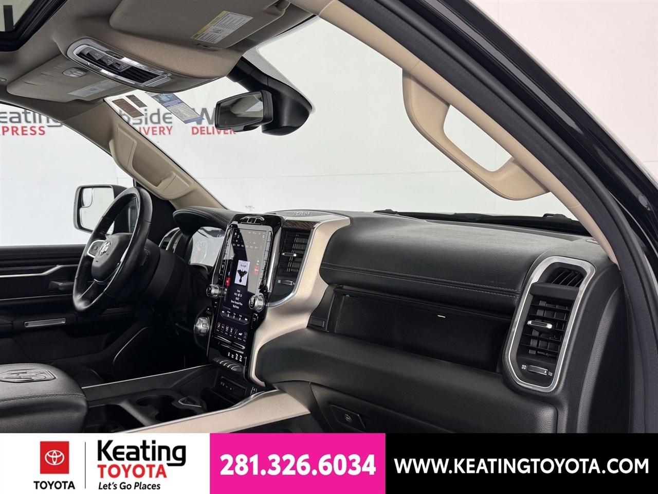 RAM 1500 Laramie Crew Cab SWB 2WD 2019