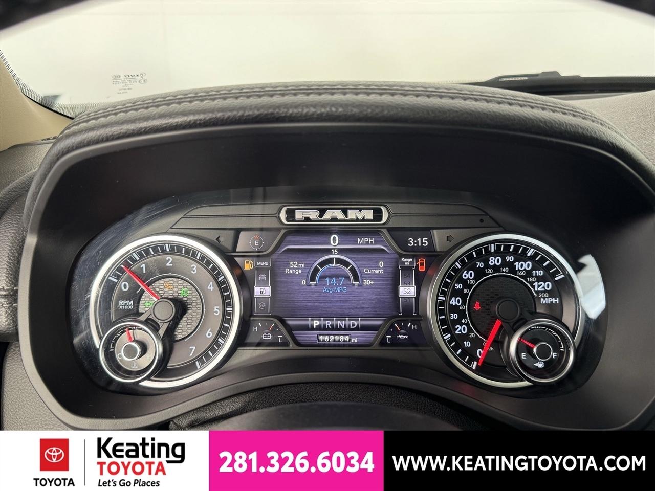 RAM 1500 Laramie Crew Cab SWB 2WD 2019