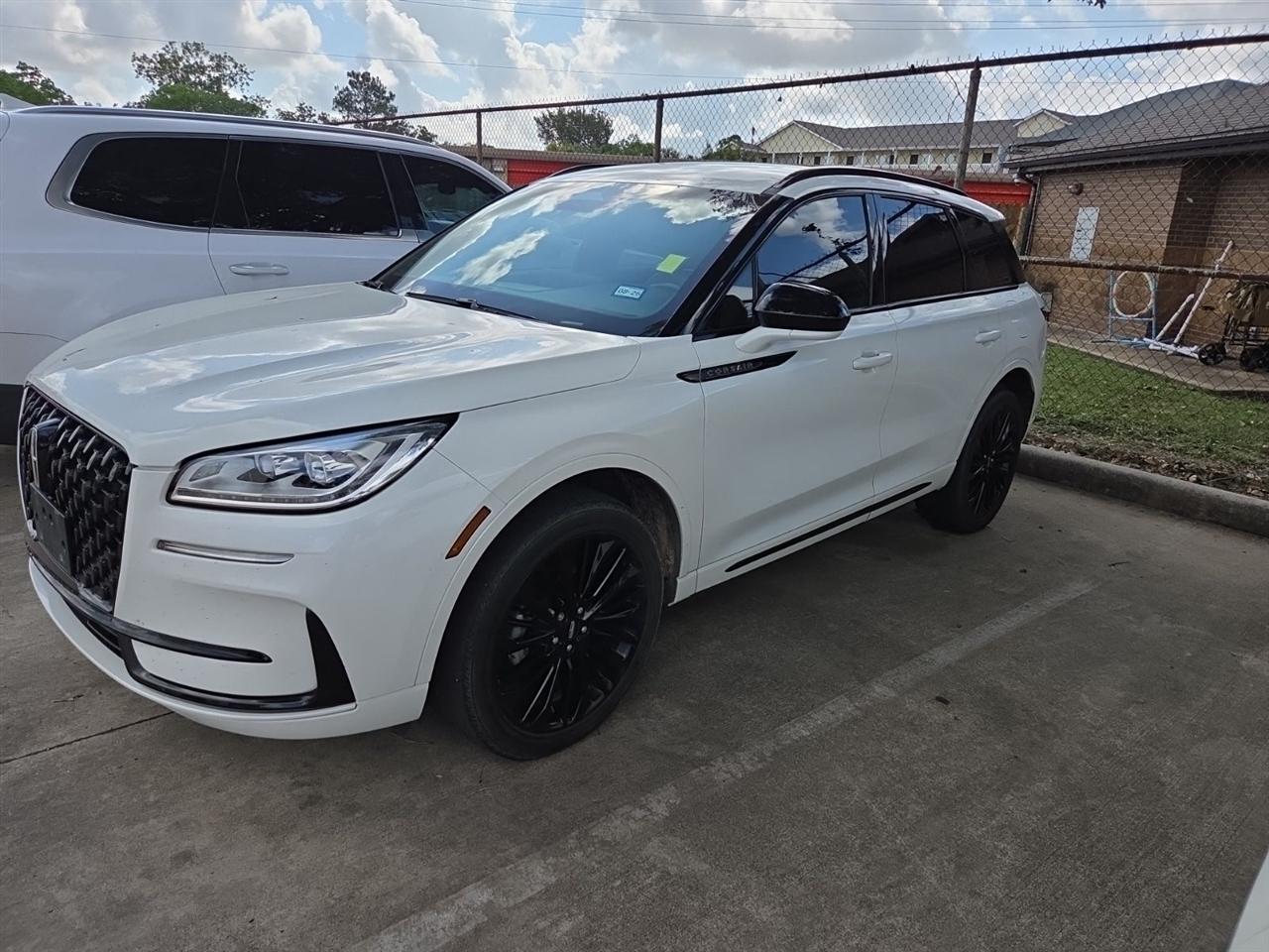 Lincoln Corsair Reserve AWD 2023