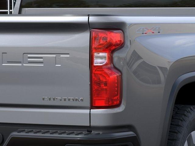 Chevrolet Silverado 2500HD Custom Crew Cab Long Box 4WD 2026
