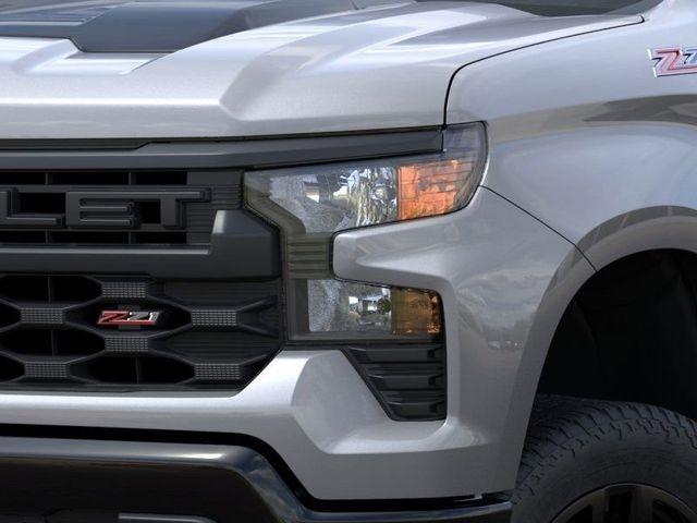 Chevrolet Silverado 1500 Trail Boss Custom Crew Cab 4WD 2026