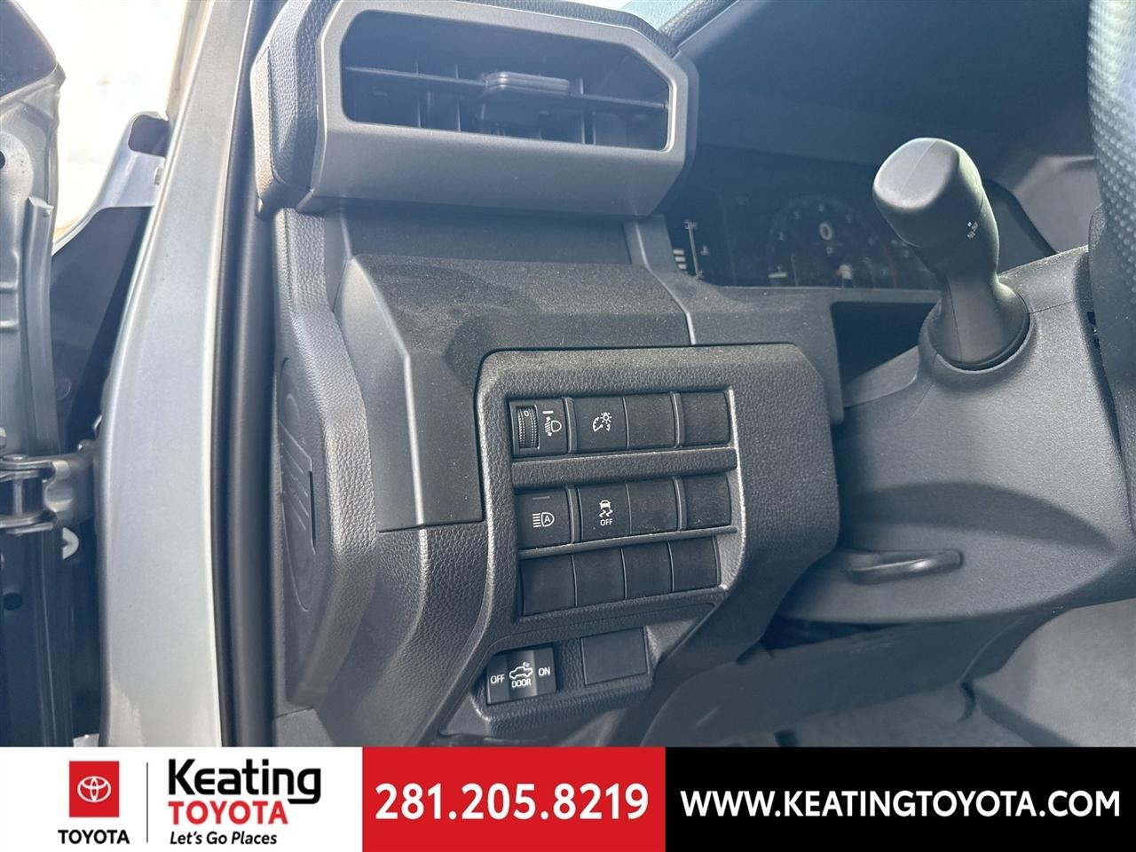 Toyota Tacoma SR Double Cab 4WD 2025