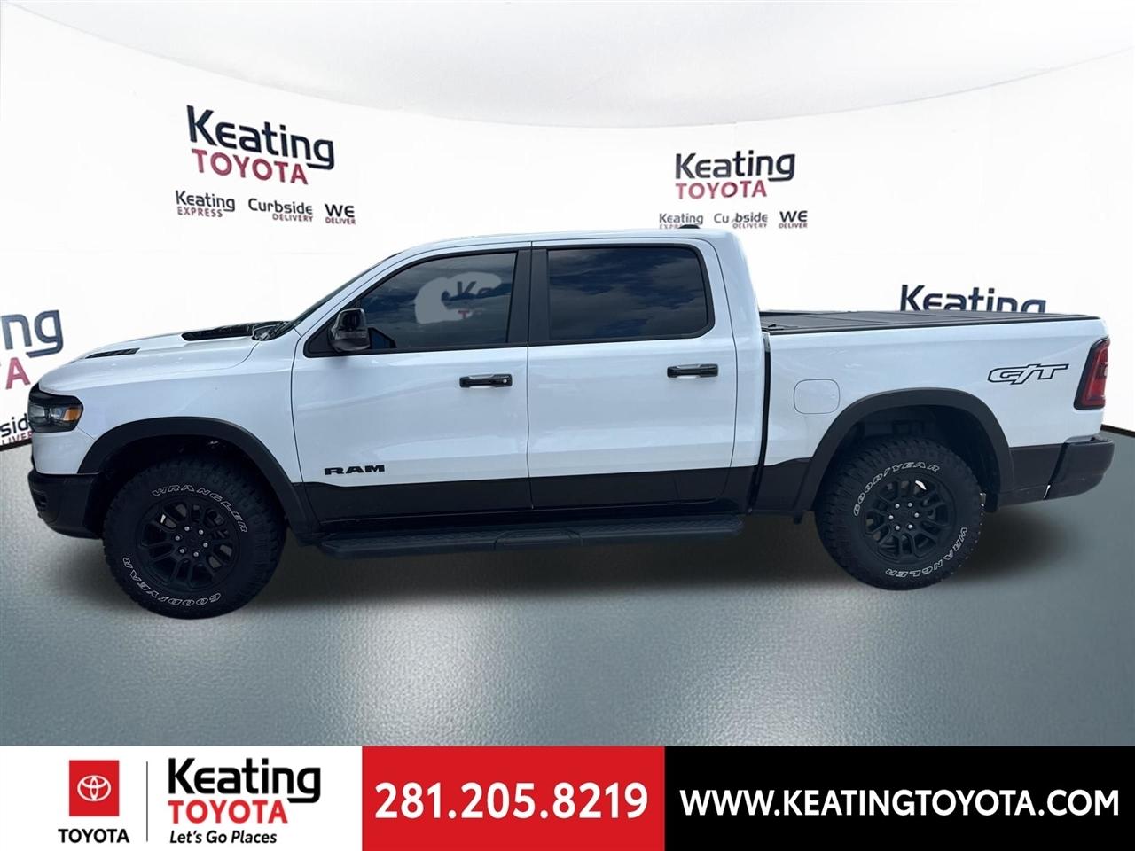 RAM 1500 Rebel Crew Cab SB 4WD 2025