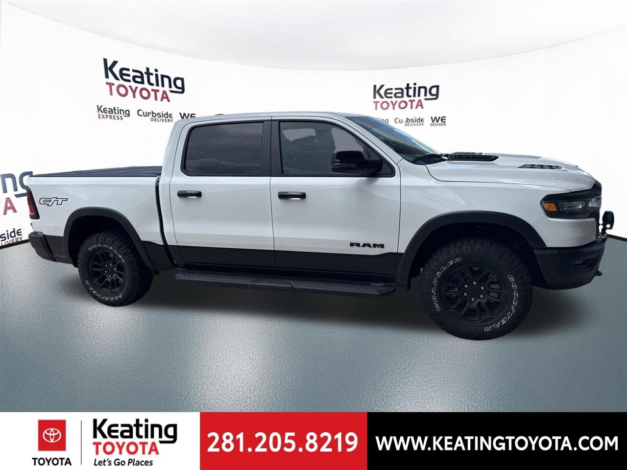 RAM 1500 Rebel Crew Cab SB 4WD 2025