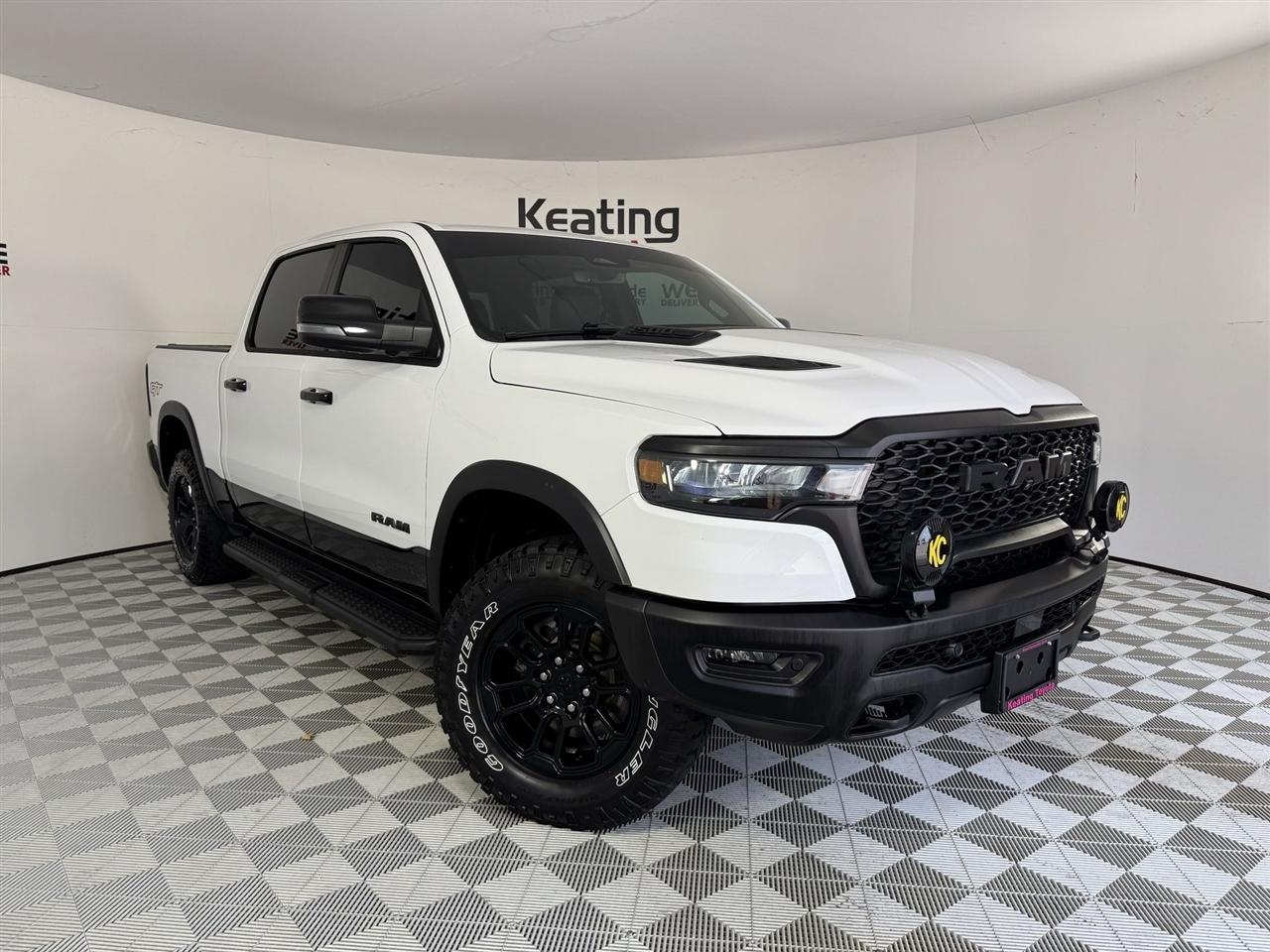 RAM 1500 Rebel Crew Cab SB 4WD 2025