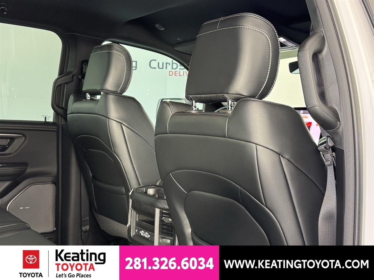 RAM 1500 Rebel Crew Cab SB 4WD 2025