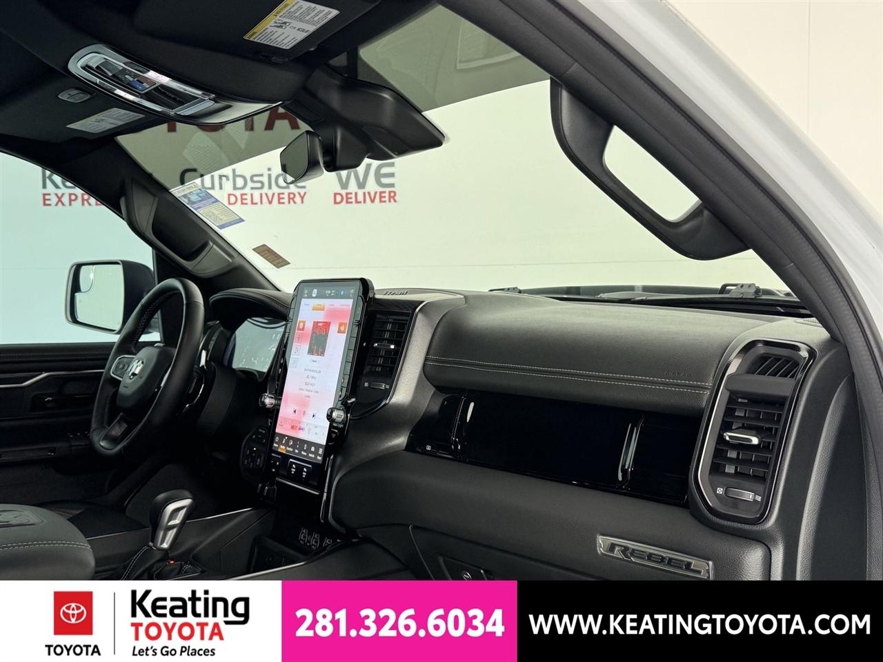 RAM 1500 Rebel Crew Cab SB 4WD 2025