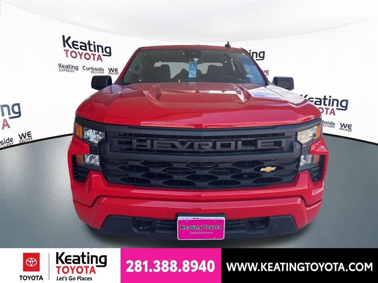 Chevrolet Silverado 1500 Custom Crew Cab 4WD 2024