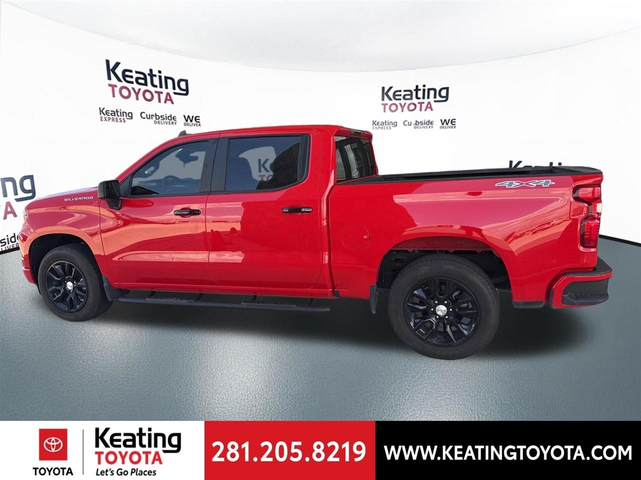 Chevrolet Silverado 1500 Custom Crew Cab 4WD 2024