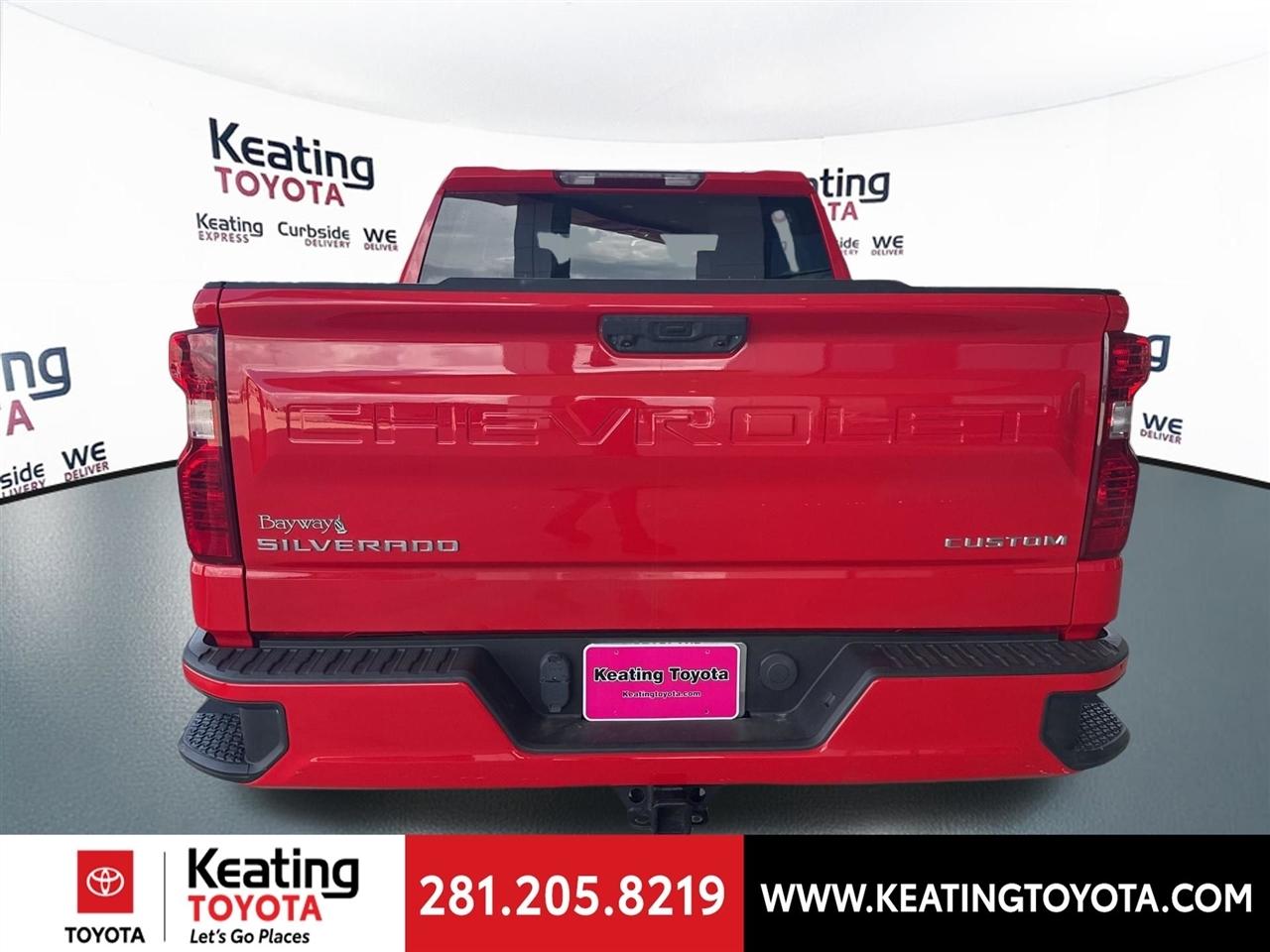 Chevrolet Silverado 1500 Custom Crew Cab 4WD 2024