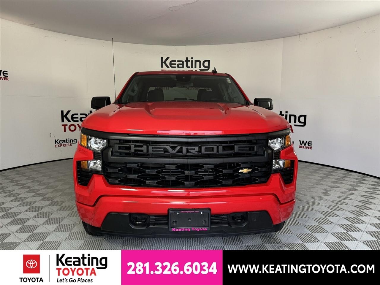 Chevrolet Silverado 1500 Custom Crew Cab 4WD 2024