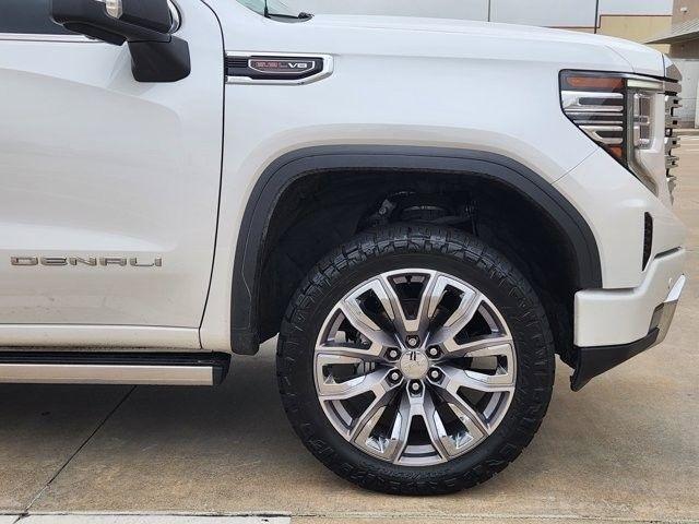 GMC Sierra 1500 Denali Crew Cab Short Box 4WD 2023